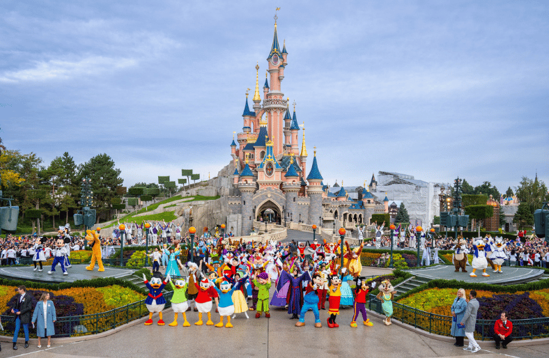Top 10 Tokyo Disneyland Rides: An Unforgettable Adventure