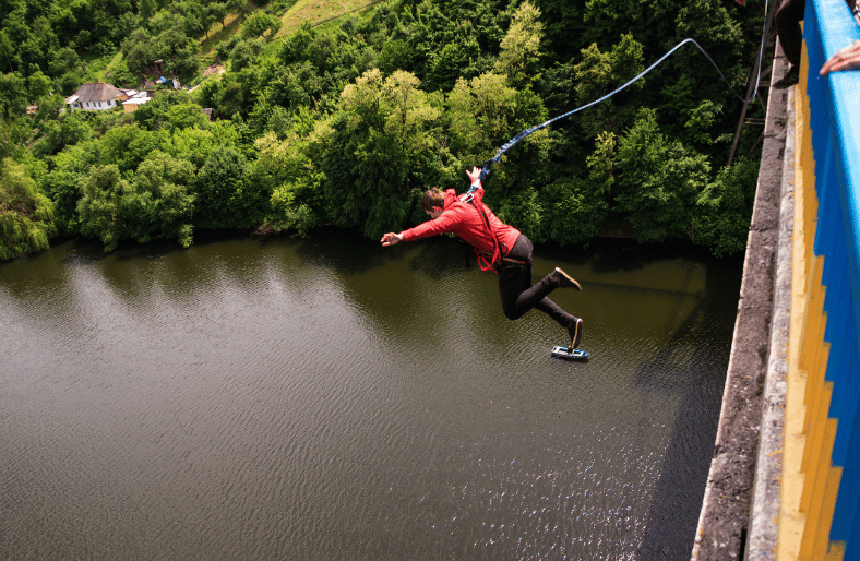 A wonderful experience at Bungee Jumping in Cairns Australia