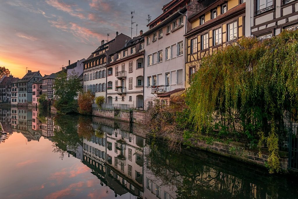 Explore the enchanting city of Strasbourg with our ultimate guide! Discover the best places to visit in Strasbourg, including ticket prices, the best time to visit, nearby attractions, the nearest airport, and how to travel from London to Strasbourg.