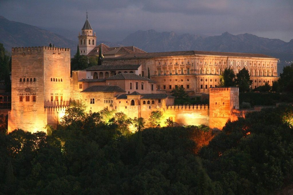 Dive into the enchanting city of Granada Spain! Discover the must-see places, ticket prices, best visiting times, nearby attractions, the nearest airport, and handy tips for traveling from London to Granada.