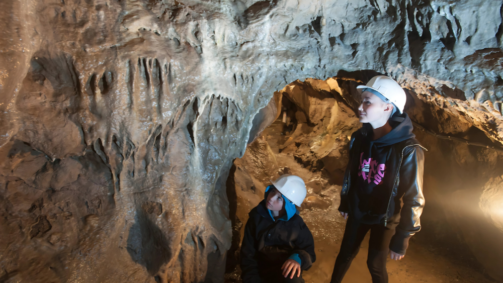 stump cross caverns